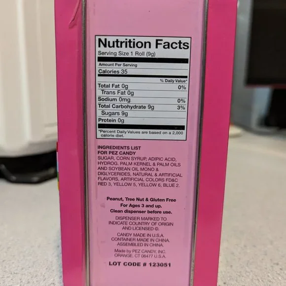 Hello Kitty Collectible Pez Dispensers and Case, Set of 4 - Picture 2 of 3